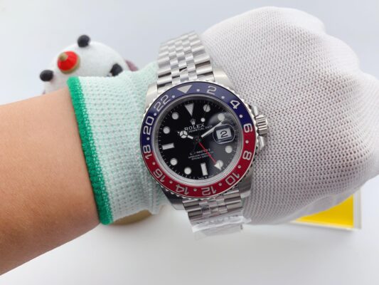 GMT-Master II Pepsi bezel color split and alignment QC wrist shot 2026