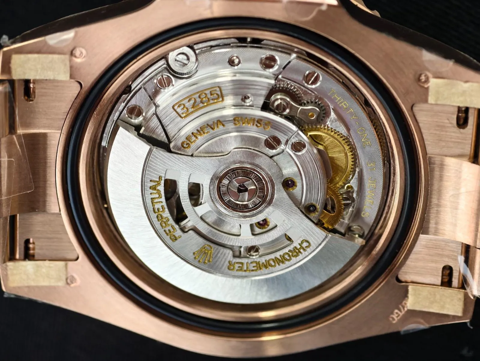 Caseback view showing Dandong 3285 movement engraving typical in both Clean and Victory Root Beer superclones.