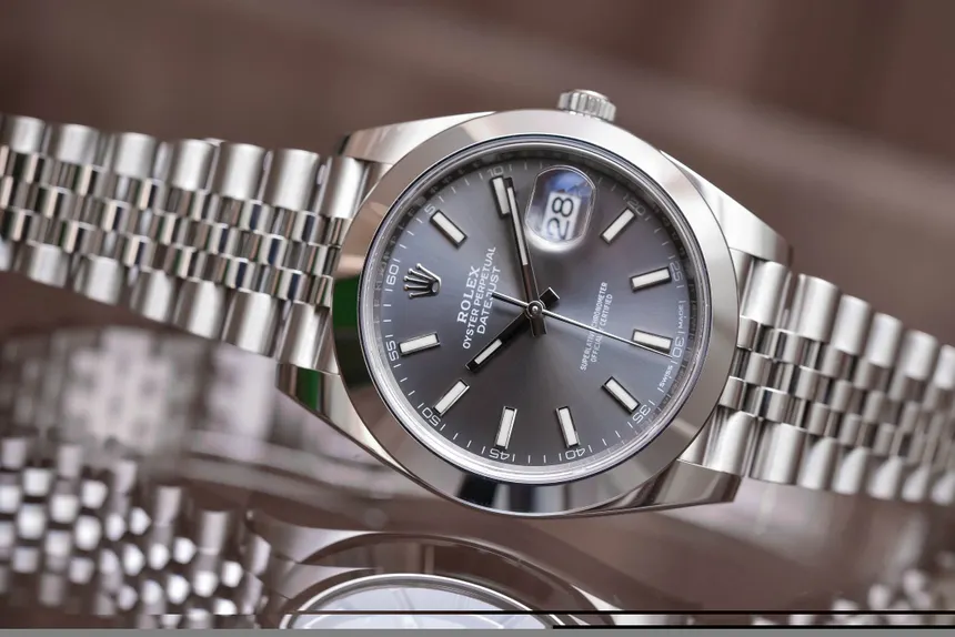 Superclone Rolex Datejust 41 126300 with fluted bezel, blue sunburst dial, cyclops date magnifier, and Jubilee bracelet for professional and casual daily settings